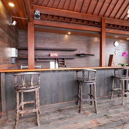 Oyo 3716 Dijobi Hotel Sempidi Екстериор снимка